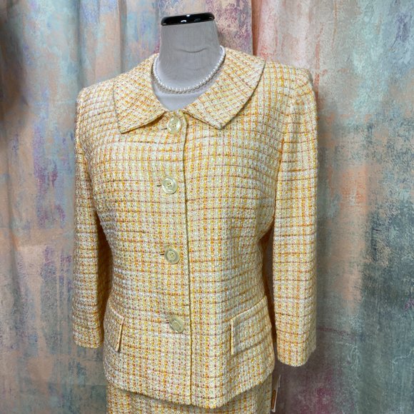 NEW 📌Talbots  Great looking Elegant Skirt Suit for the Church, Wedding Party .. - Picture 3 of 16